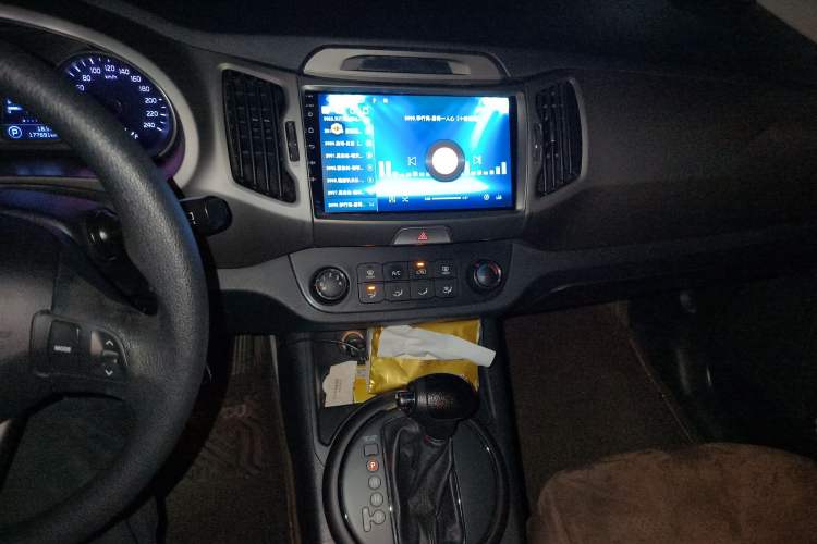 Used Kia Sportage R 2015 2.0L Automatic Two-Wheel Drive GL Audio And AC Panel