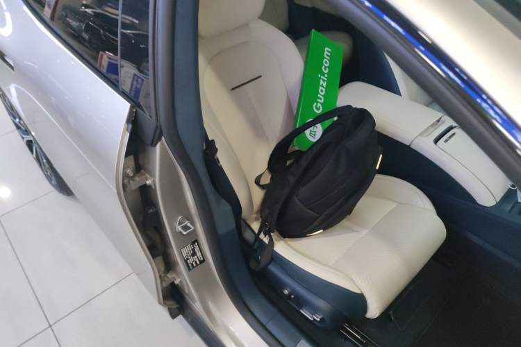 Used Zeekr 007 2024 Four-Wheel Drive Version 75 kWh
