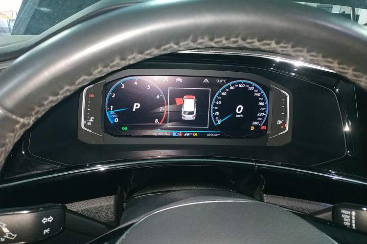 Used Volkswagen Tayron 2019 330TSI Two-Wheel-Drive Luxury Plus China VI Standard
