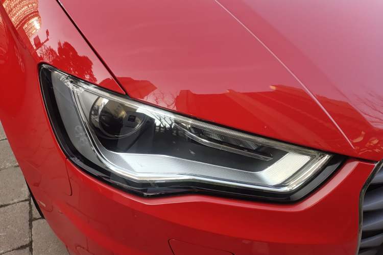 Used Audi A3 2014 Limousine 35 TFSI Automatic Fashion Model