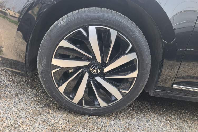 Used Volkswagen Passat 2023 Revised 330TSI Elite Edition