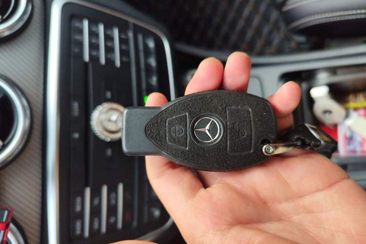 Used Mercedes-Benz GLA 2017 GLA 220 4MATIC Fashion Model
