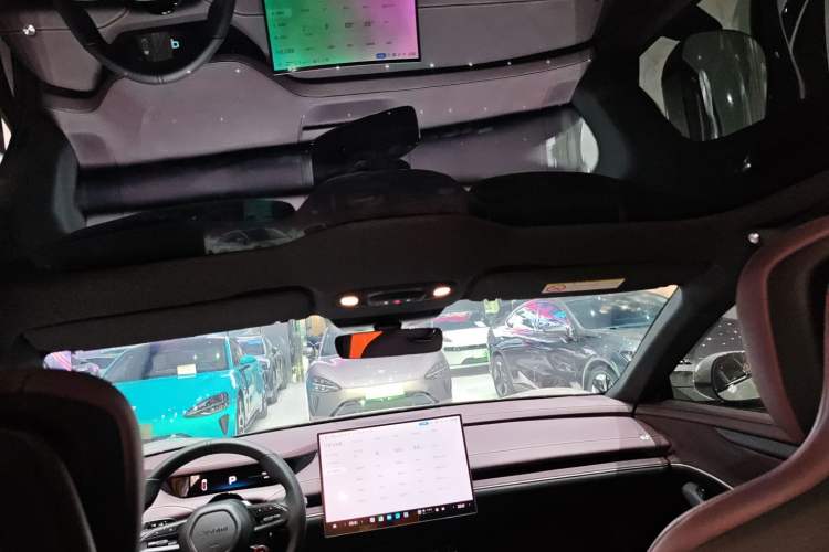 Used Xiaomi Auto SU7 2024 Rear-Drive Standard Founder Edition
