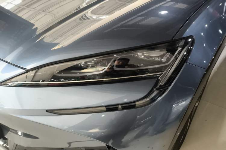 Used BYD Sealion 07 EV 2024 610 Zhihang Edition Left Front Headlight