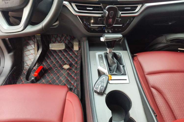 Used CHANGAN CS35PLUS 2019 1.4T DCT Chuanlian Blue Whale Edition
