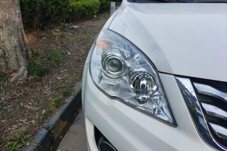 Used Haval H6 2015 Upgraded Model 1.5T Manual Two-Wheel Drive Elite Version
