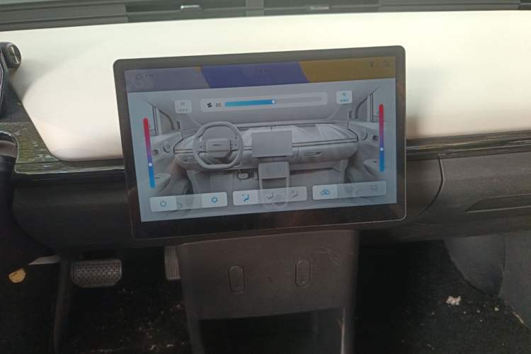 Used Chery Little Ant 2024 321km - Only Love Edition
