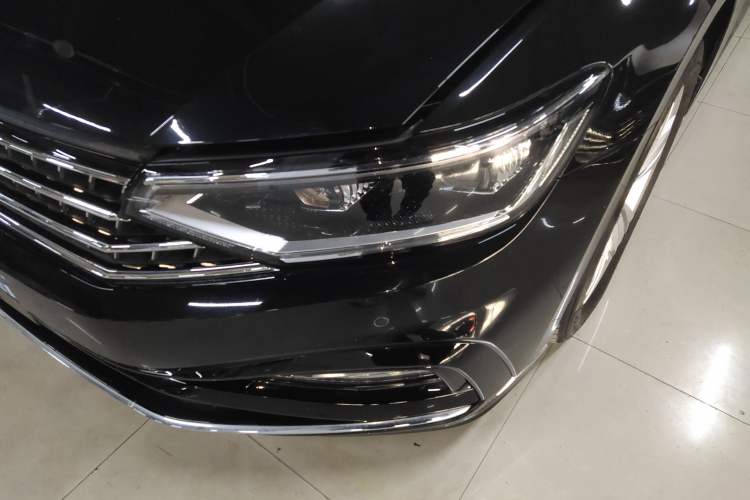 Used Volkswagen Magotan 2025 Zhongxiang Version 280TSI DSG Comfort Edition
