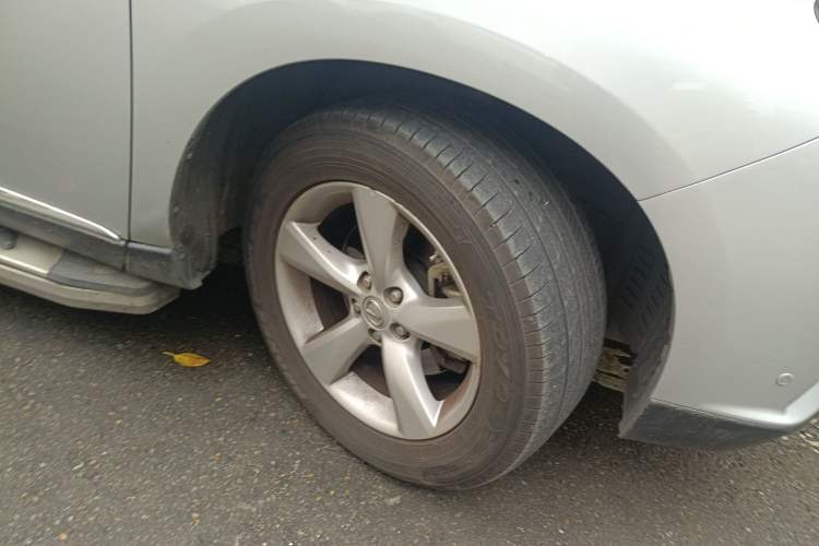 Used Lexus RX Classic 2012 270 Elegant Edition Right Front Wheel Hub