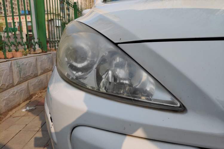 Used Peugeot 307 2012 Hatchback 1.6L Automatic Comfort Edition
