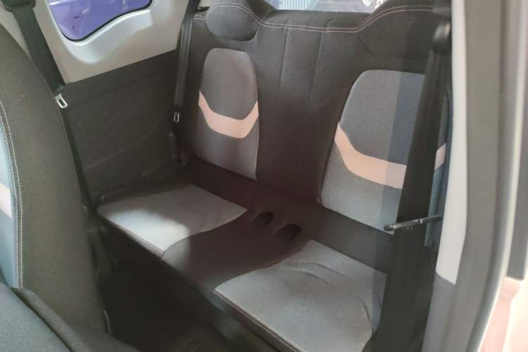 Used Chery QQ Ice Cream 2022 120km Conical Shape Lithium Iron Phosphate Left Rear Seat