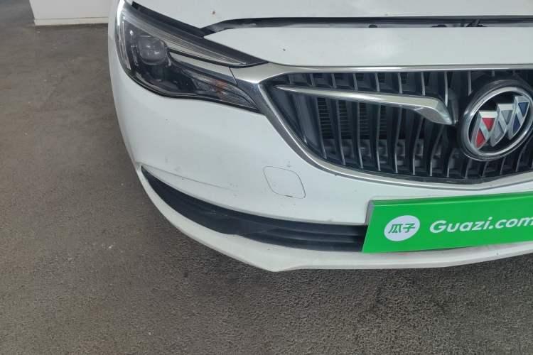 Used Buick GT 2019 15T Dual-Clutch Connected Elite Model China VI Right Front Headlight