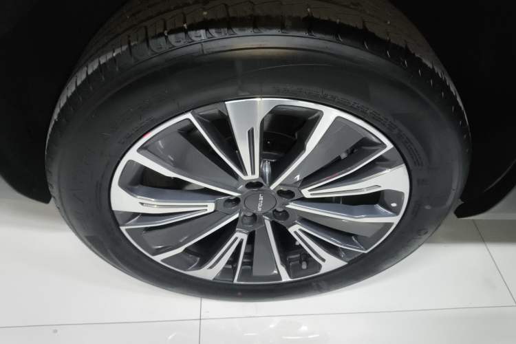 Used JETOUR X90 C-DM 2025 Elite Edition 7-Seater Right Rear Wheel Hub