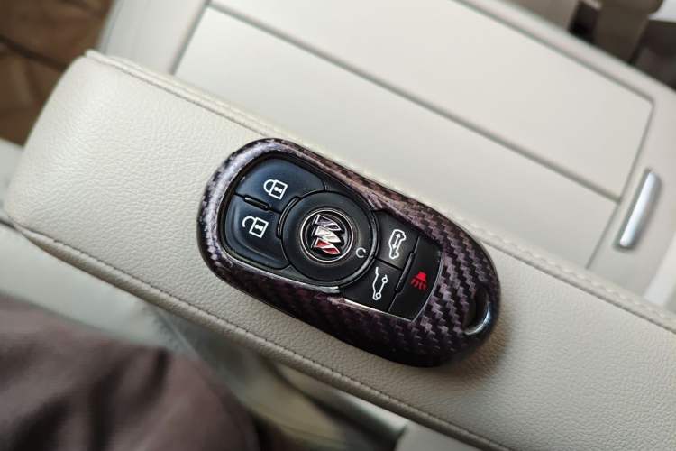 Used Buick GL8 2021 Land Cruiser Executive 652T Premium Model