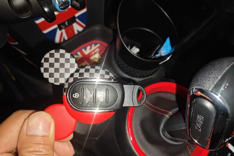 Used MINI 2019 2.0T COOPER S Classic Edition
