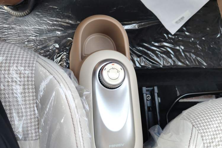 Used Wuling Hongguang MINIEV 2025 Four-Door Version Advanced Edition