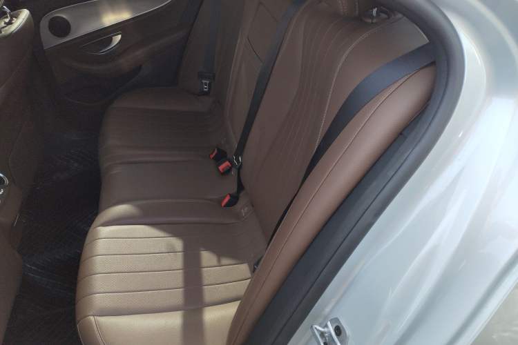 Used Mercedes-Benz E-Class (Import) 2019 E 260 Sport Edition