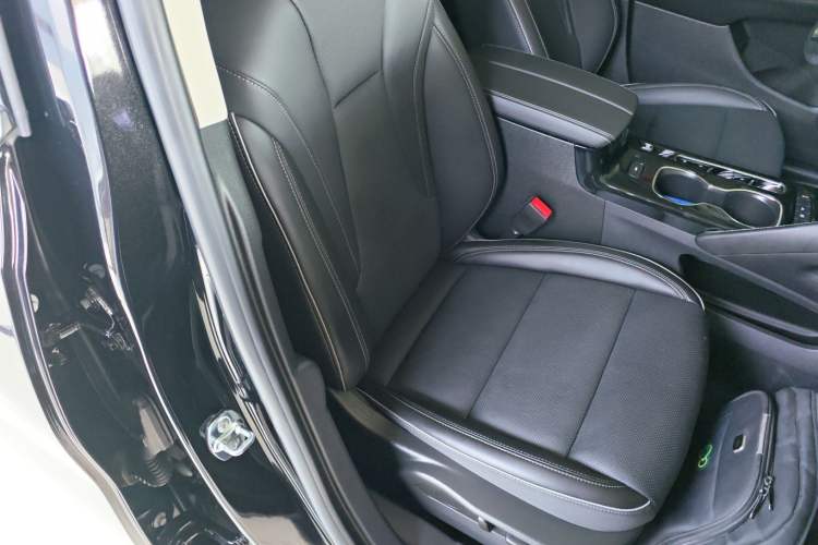 Used Buick Envision 2023 Encore S 552T Two-Wheel Drive Luxury Model Right Front Seat