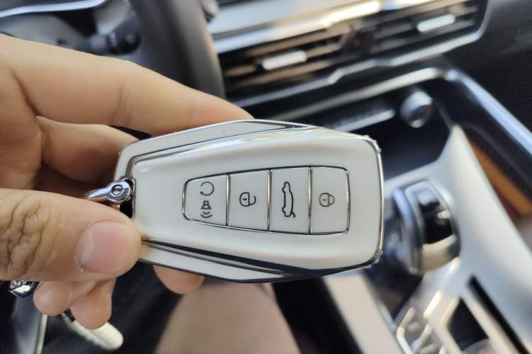 Used Geely Auto Coolray 2019 260T DCT Explorer China V Standard