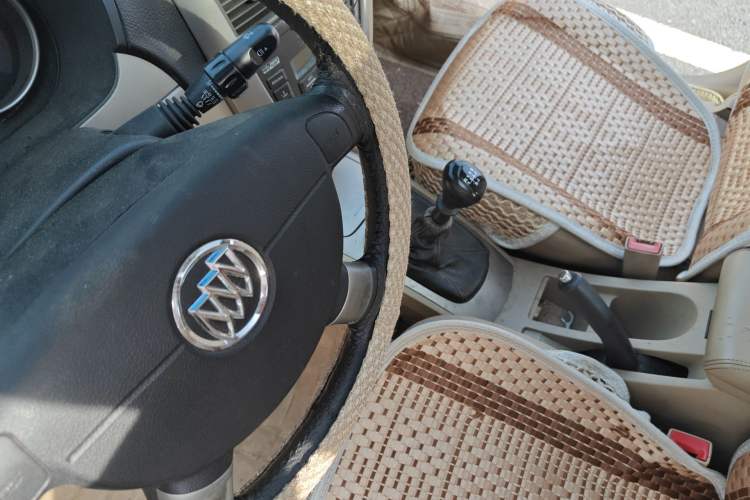 Used Buick Excelle 2013 1.5L Manual Classic Model