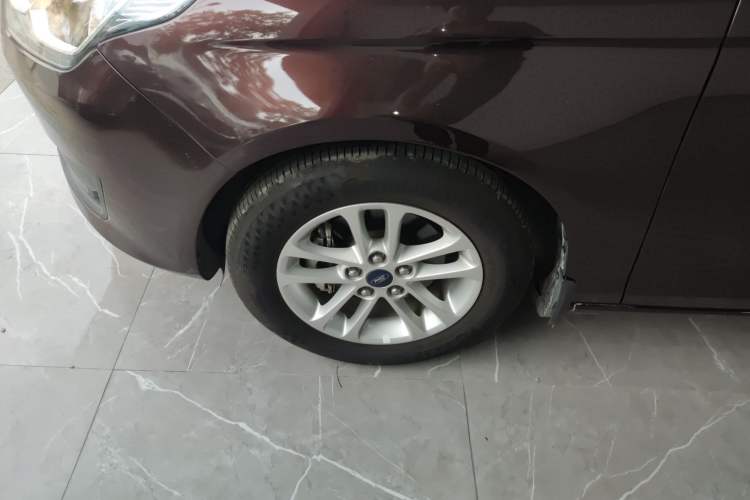 Used Ford Escort 2019 Revised 1.5L Automatic ZhiXiang Version China VI Standard