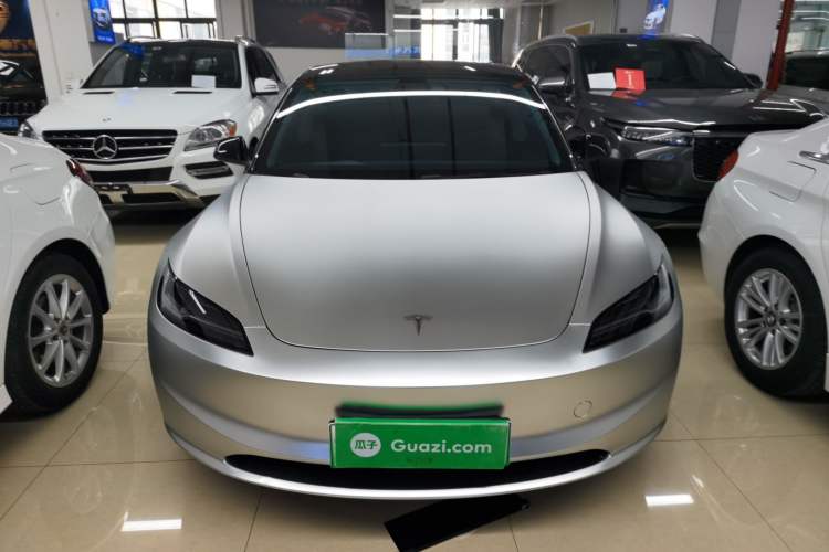 Used Tesla Model 3 2025 Rear-Wheel-Drive Version
