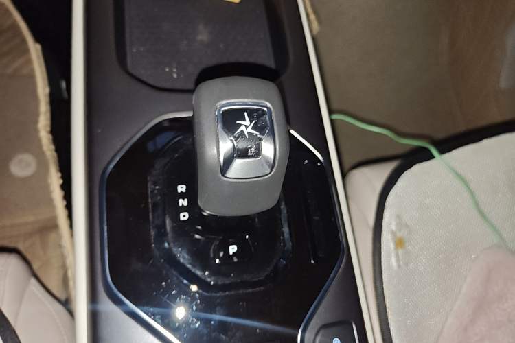 Used Geely Auto icon 2023 1.5TD Chocolate Luxe Edition Gear Lever