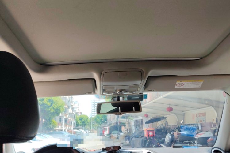 Used Volkswagen Tiguan 2016 300TSI Automatic Two-Wheel Drive Luxury Edition Headliner