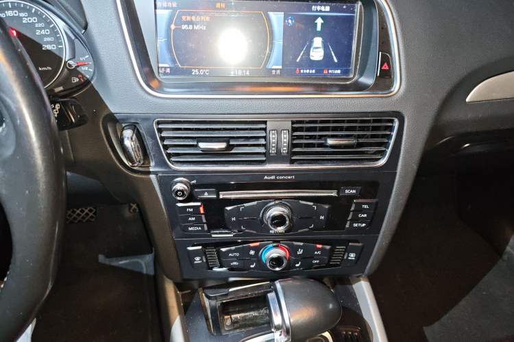 Used Audi Q5 2017 40 TFSI Ambition Edition
