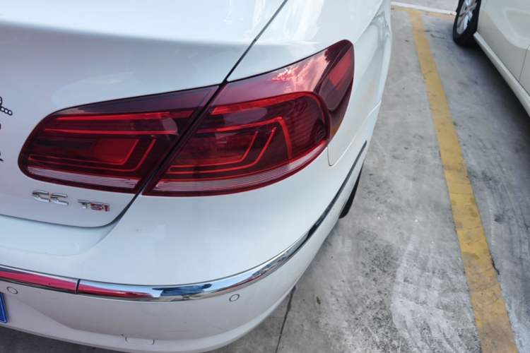Used Volkswagen FAW-Volkswagen CC 2016 1.8TSI Luxury Model
