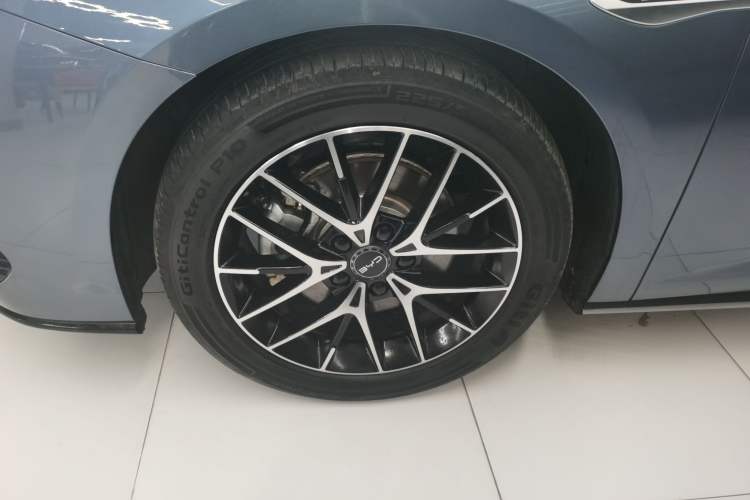 Used BYD Seal 2024 HONOR Edition DM-i 1.5L 121km Prestige Model