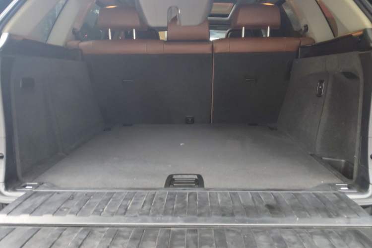 Used BMW X5  Trunk