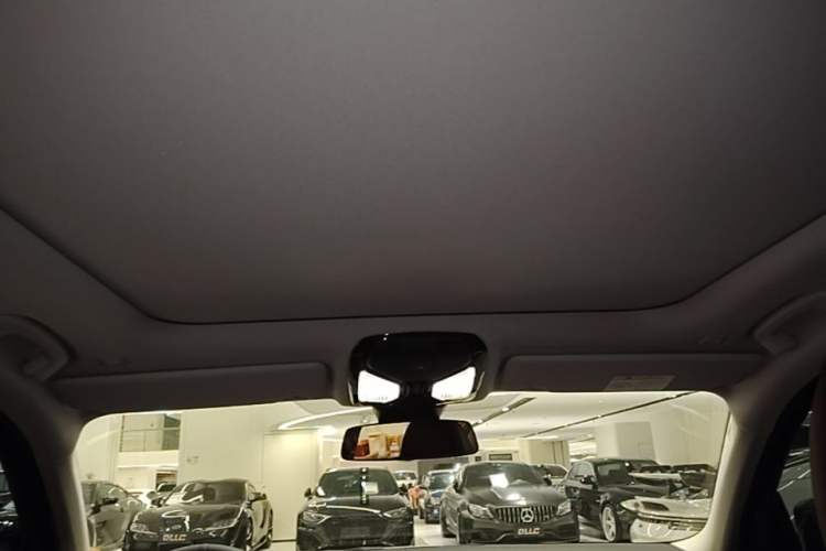 Used BMW 3 Series 2025 330Li M Sport Shadowline Package Headliner