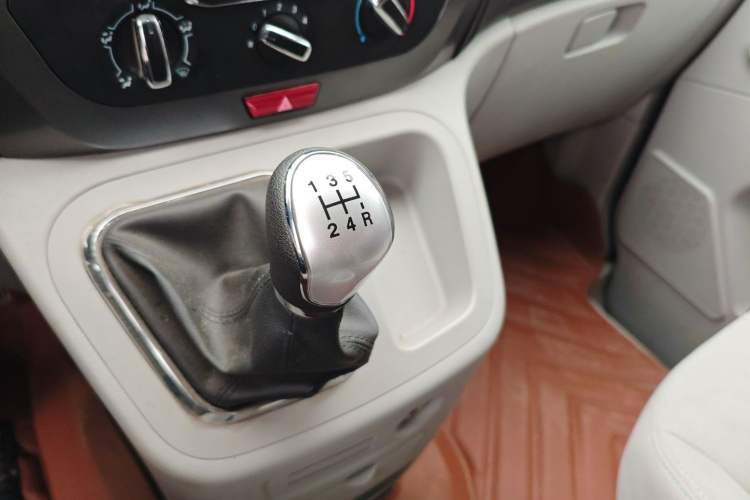 Used JAC Refine M3 2021 IKEA High-Power Edition 1.5T Luxury Model Gear Lever