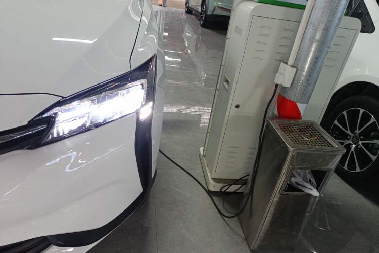 Used Buick Velite 6 2023 Revised Version 430 km Range – Commuter Edition
