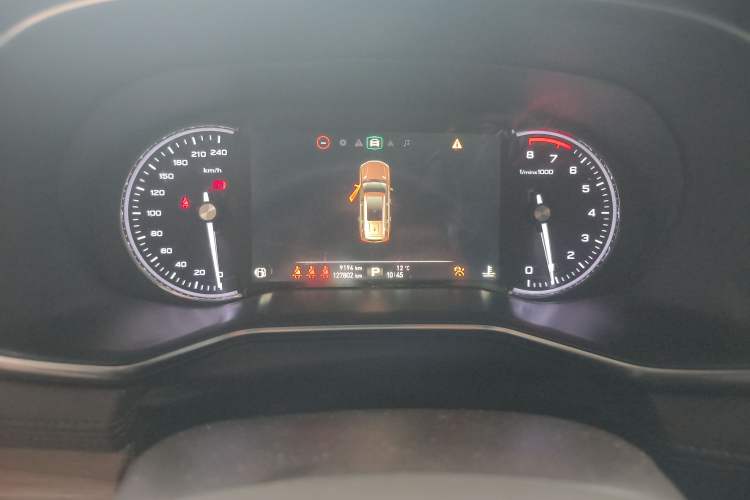 Used Roewe RX8 2018 30T Smart Connectivity Two-Wheel Drive Supreme Edition