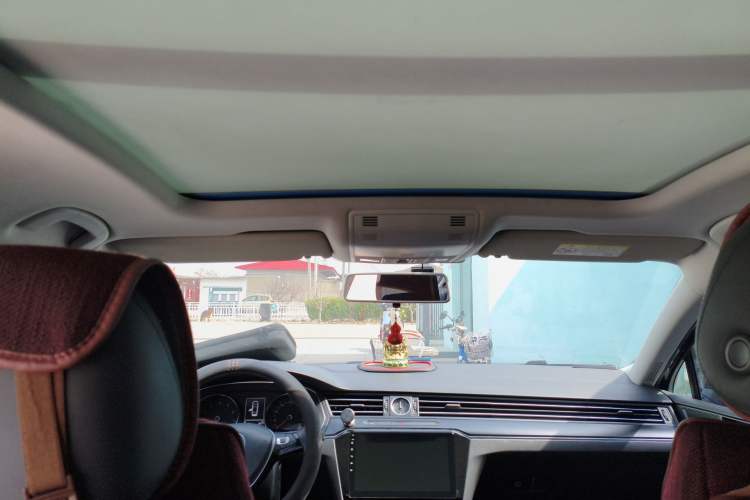 Used Volkswagen Magotan 2018 280TSI DSG Comfort Model Headliner