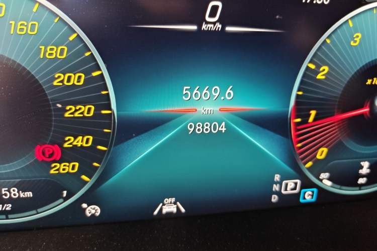 Used Mercedes-Benz GLC 2021 GLC 300 L 4MATIC Dynamic Model
