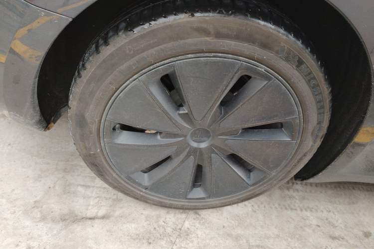 Used Tesla Model 3 2023 Rear-Wheel-Drive Version
