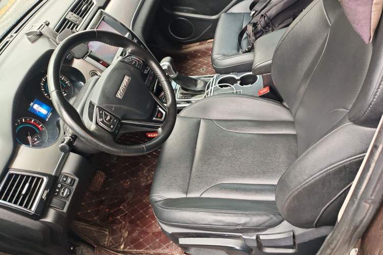 Used Haval H2 2017 Red-Label 1.5T Automatic Two-Wheel Drive Luxury Model