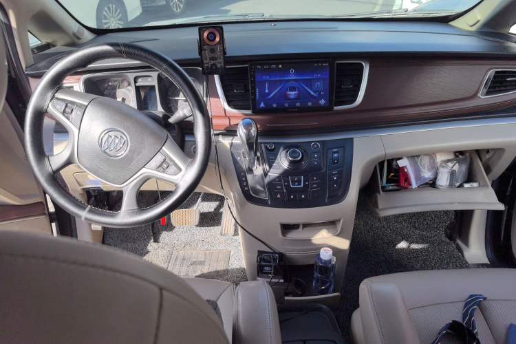 Used Buick GL8 2018 28T Comfort Model China VI Standard