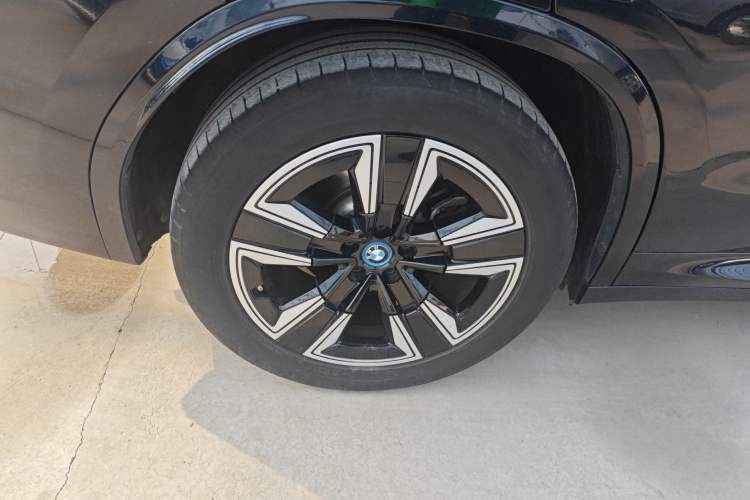 Used BMW iX3 2022 Updated Leading Version
