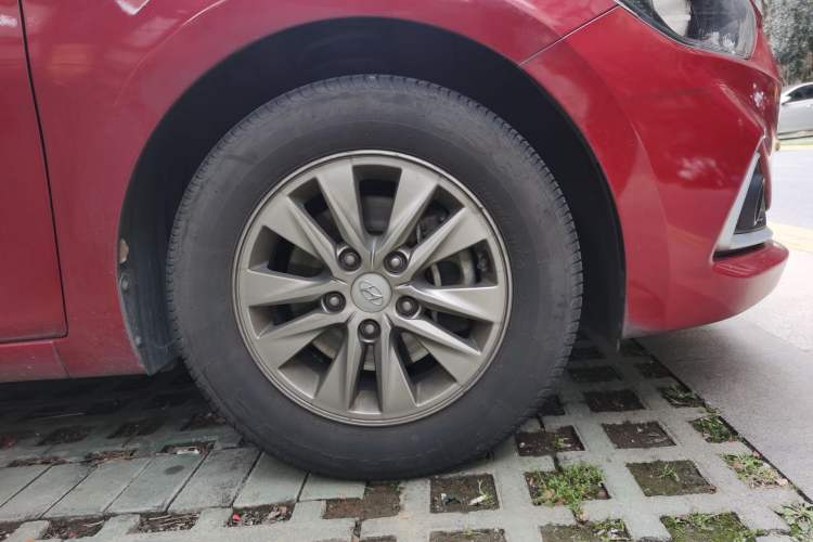 Used Hyundai Celesta 2018 1.6L Automatic GL Enjoyment Version China V Standard
