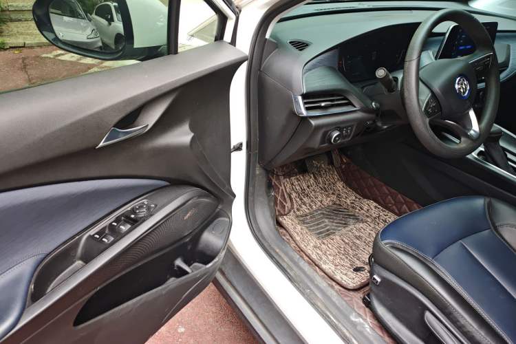 Used Buick Velite 6 2022 Connected & Shared PLUS