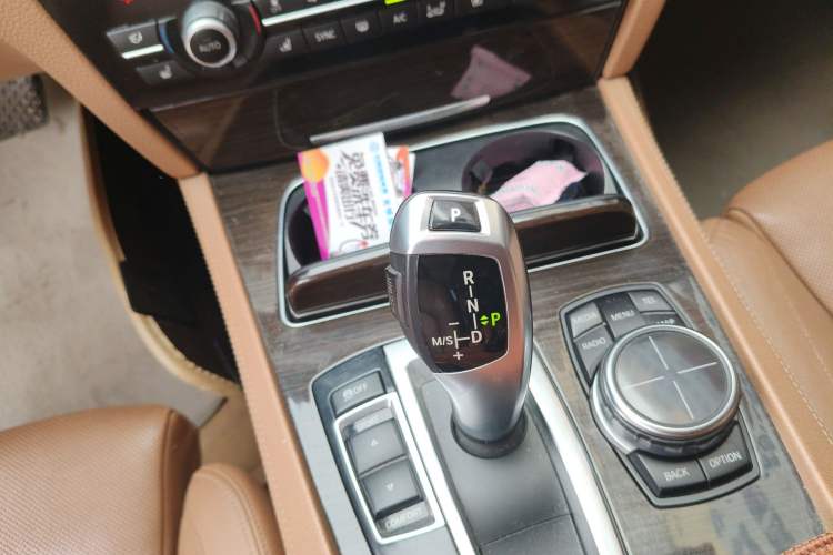 Used BMW 7 Series 2013 730Li Luxury Model Gear Lever