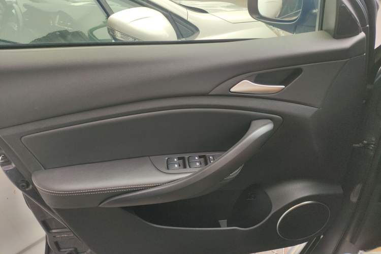 Used BYD Song 2021 Classic Edition 1.5T Automatic Elite Model
