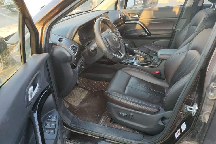 Used GAC Trumpchi GS4 2019 270T Manual Two-Wheel Drive Luxury Edition