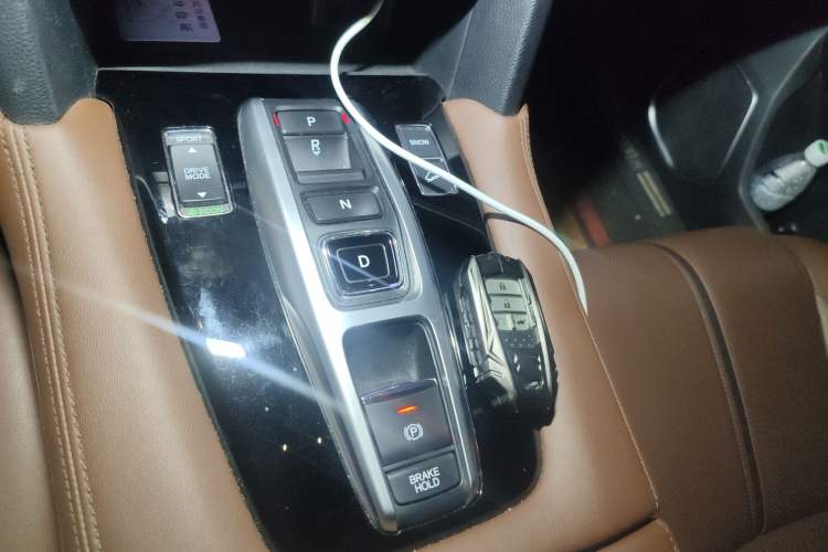 Used Honda UR-V 2020 370TURBO Two-Wheel Drive Luxury Edition