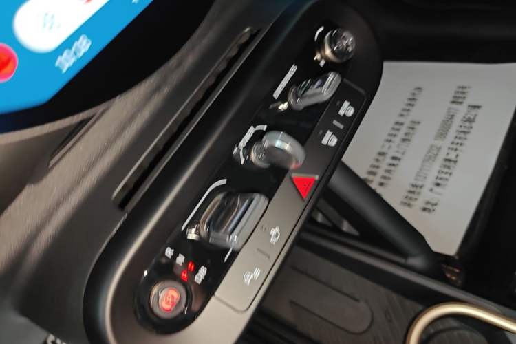 Used MINI Electric COOPER 2024 456km COOPER E Classic Edition
