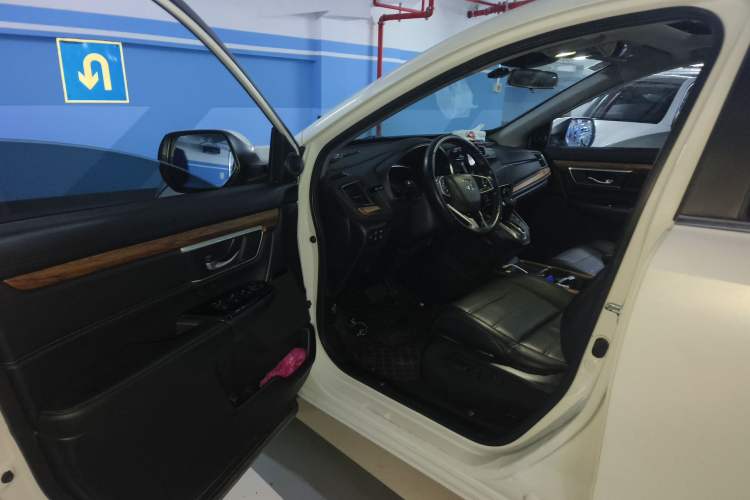 Used Honda CR-V 2021 240TURBO CVT 2WD Fashion Edition
